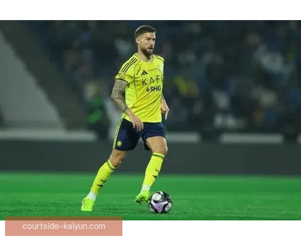 伊尼戈·马丁内斯在近期比赛中展现出空中霸主的稳健表现